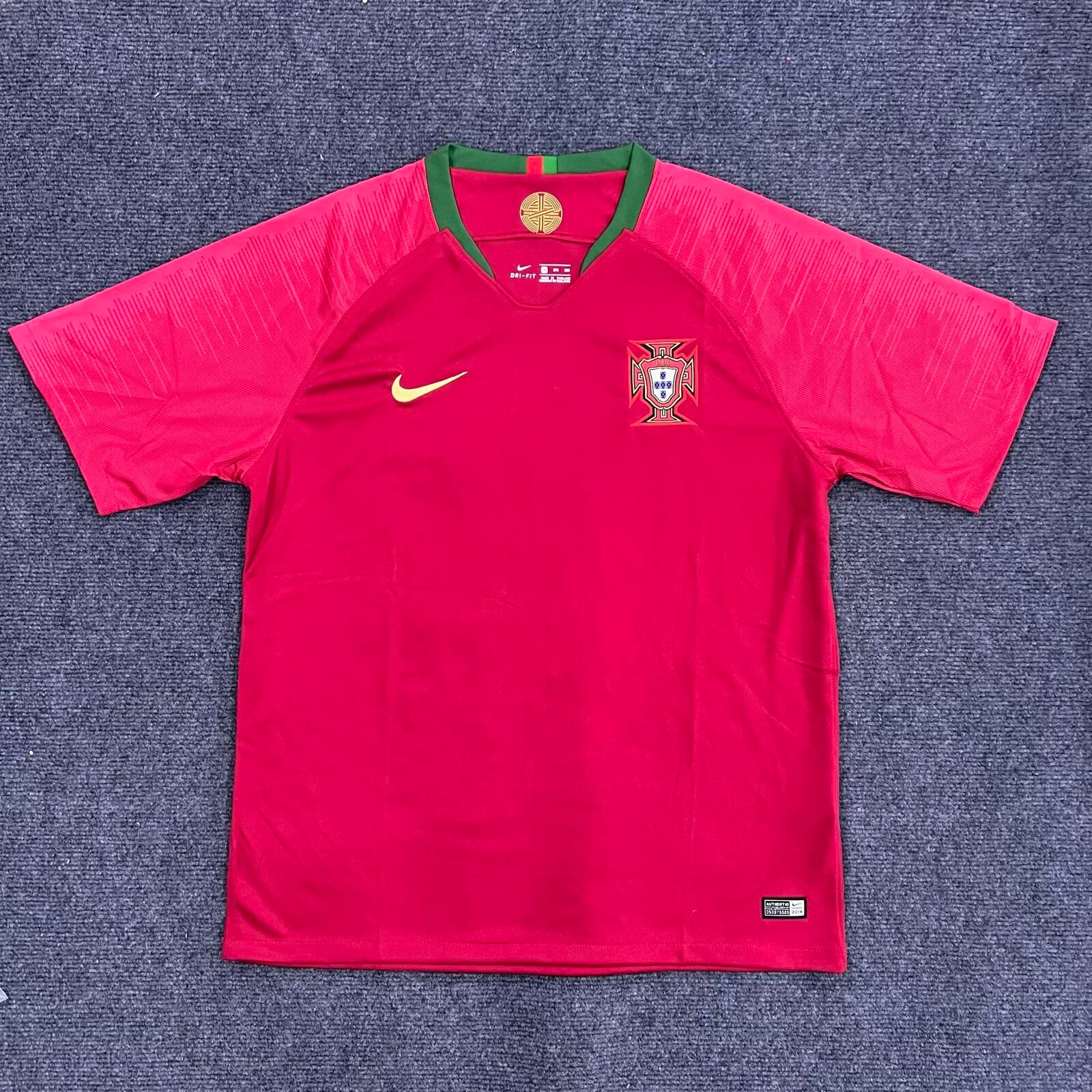 2018 Portugal home  Retro
