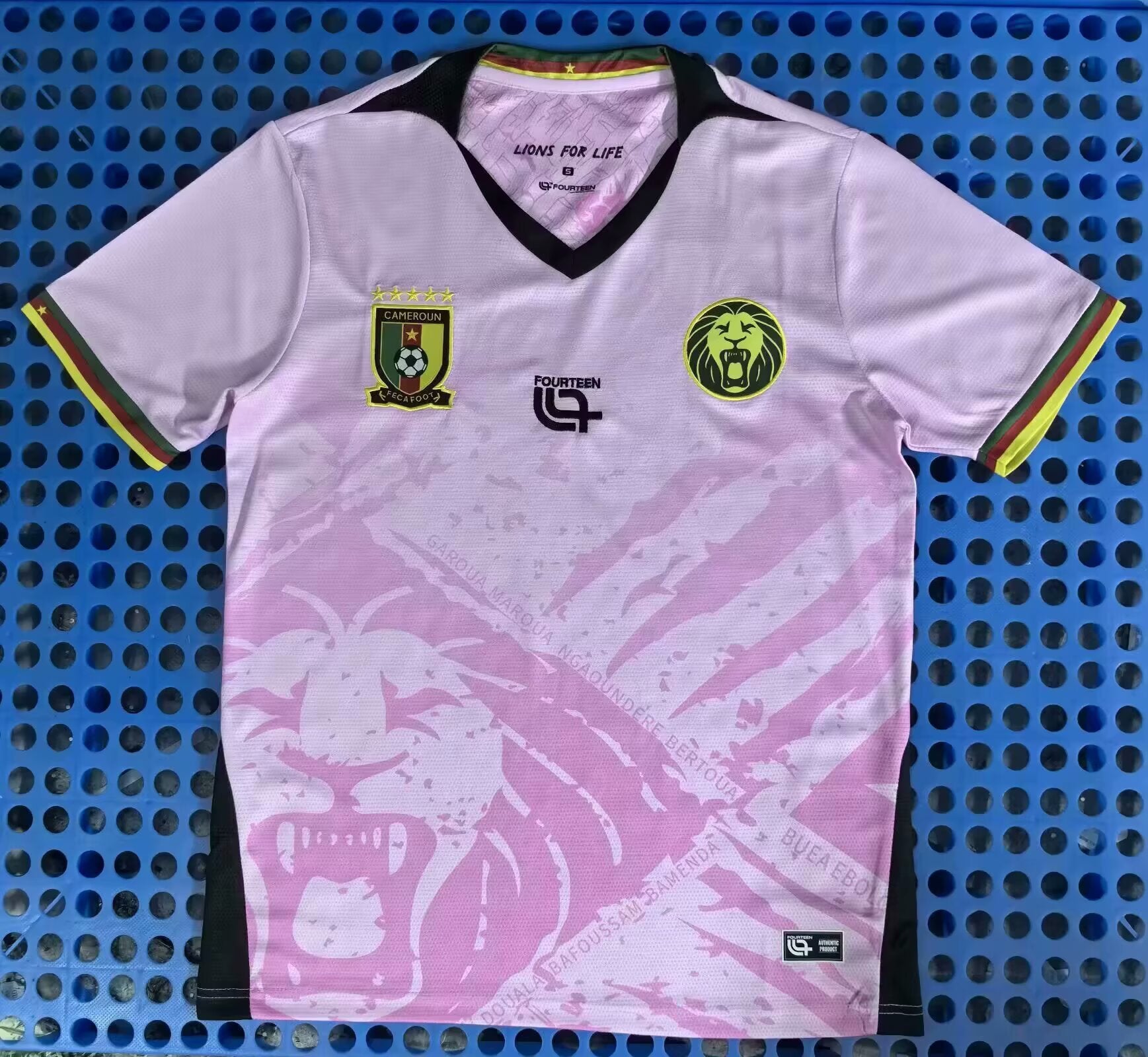 25-26 Cameroon pink