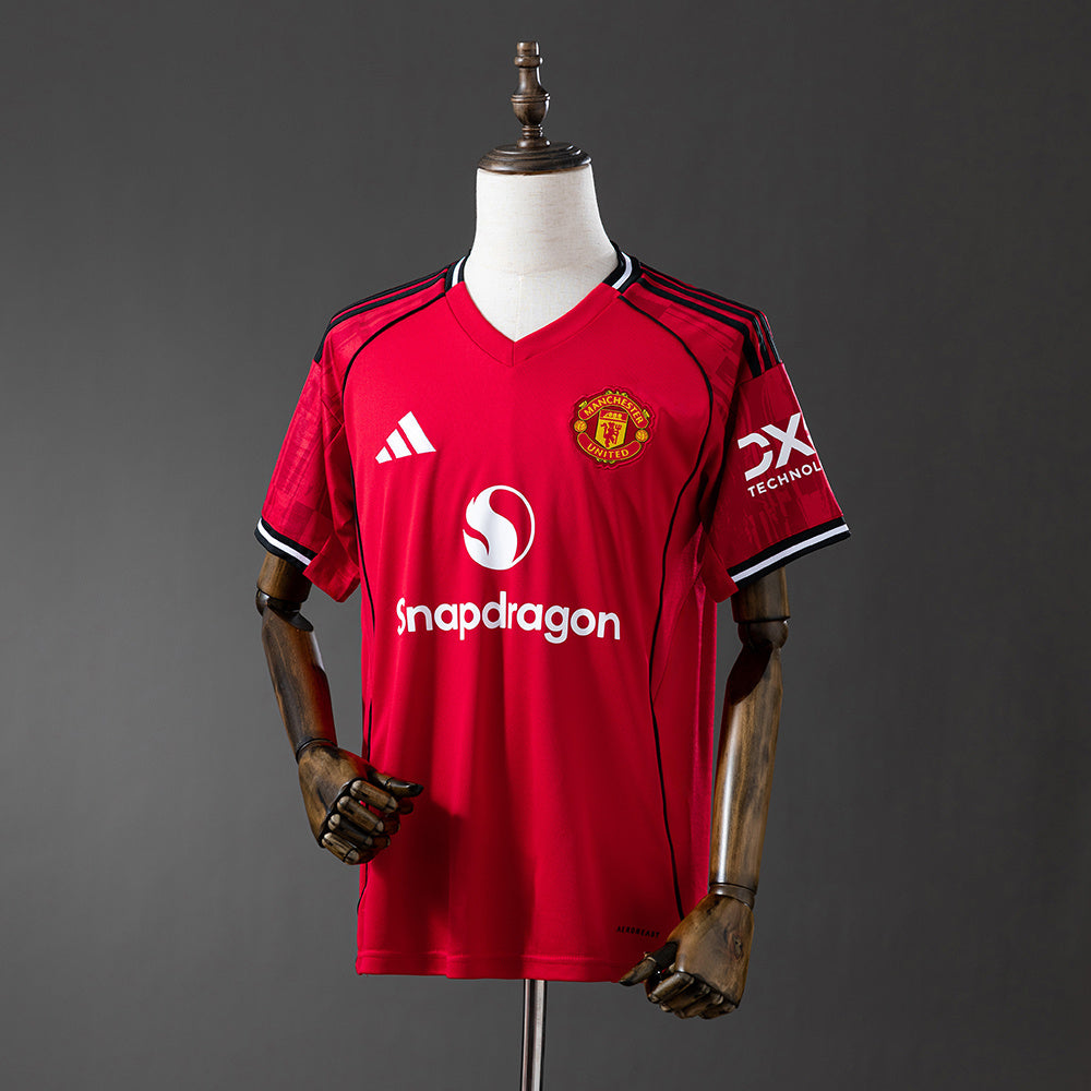 Manchester United 25/26 Home