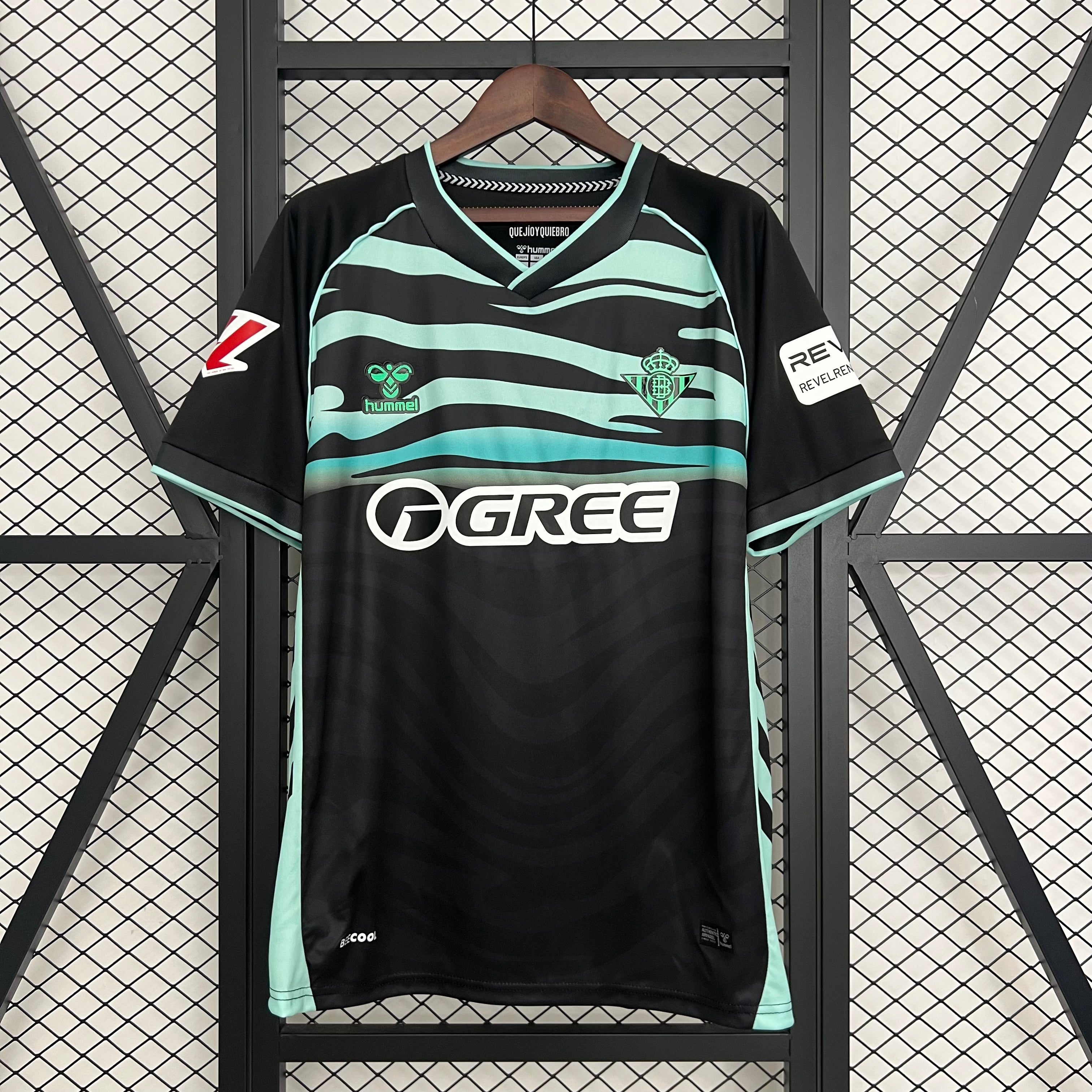25/26 Real Betis third away