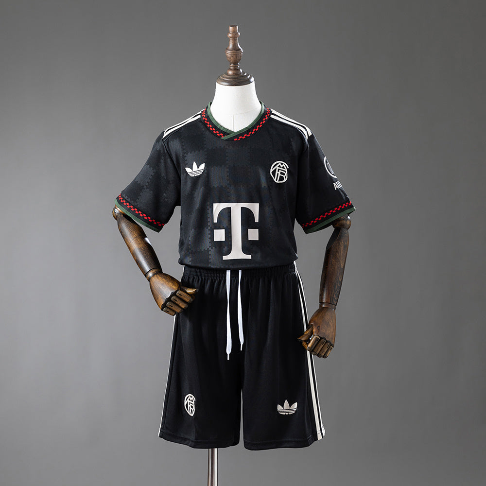 Bayern Munich 25/26 Thirds Set