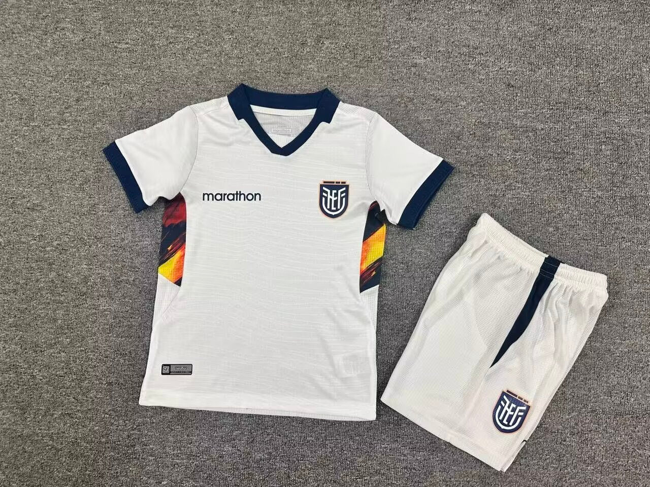 Ensemble Maillot Équateur 2026/27 Third Extérieur