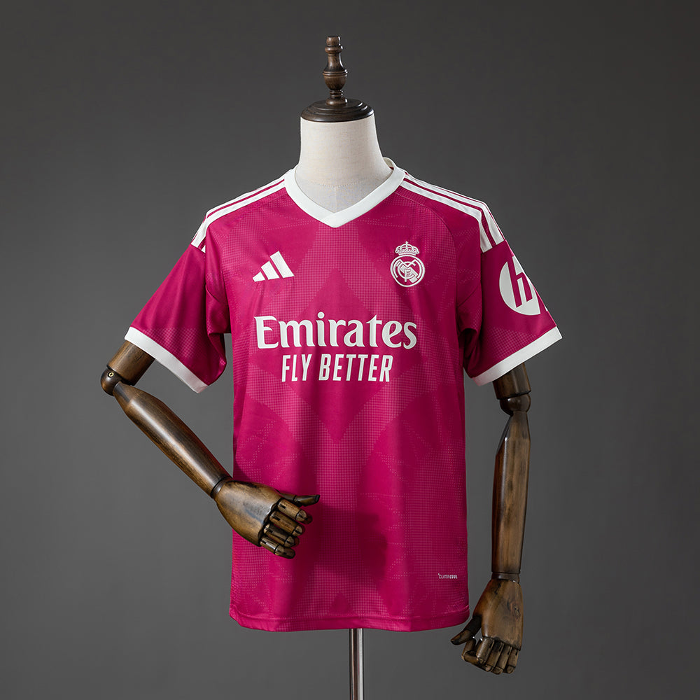 Maillot 3ème Extérieur Real Madrid rose 2026/27