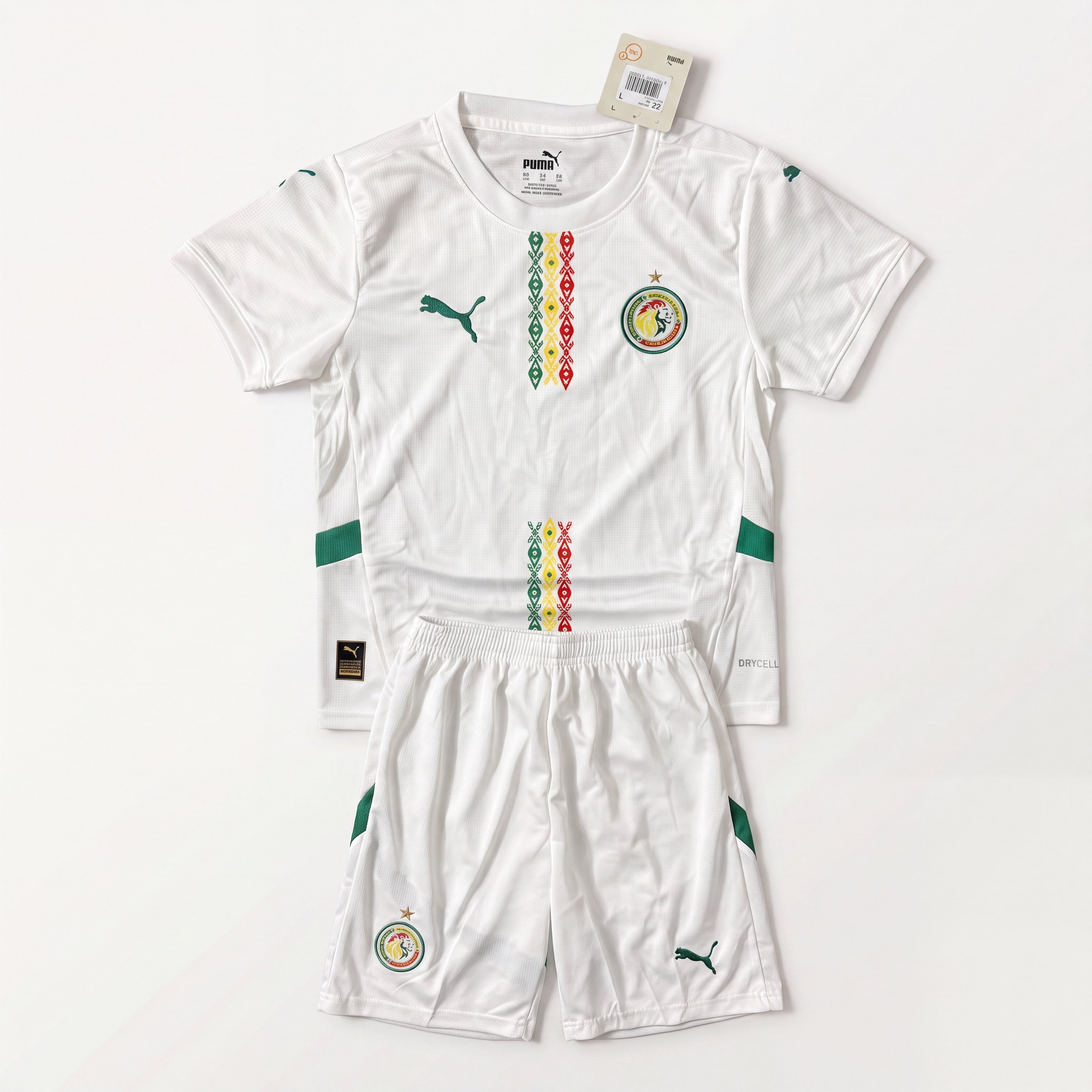 24/25  Senegal Away ensemble